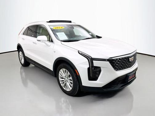 2024 Cadillac XT4 Luxury