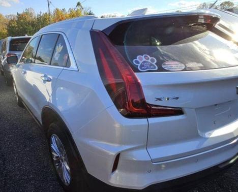 2024 Cadillac XT4 Luxury