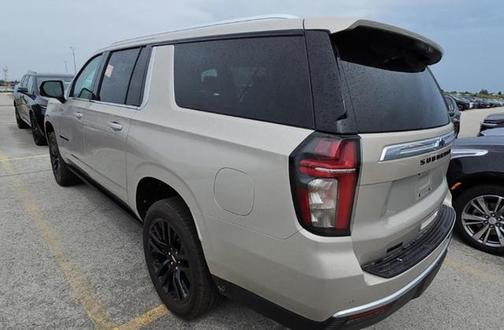 2024 Chevrolet Suburban 4WD High Country