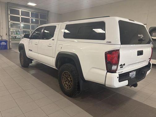 2022 Toyota Tacoma SR5