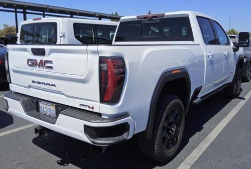 2024 GMC Sierra 2500 AT4
