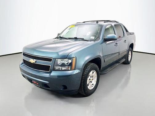 2011 Chevrolet Avalanche 1500 LS