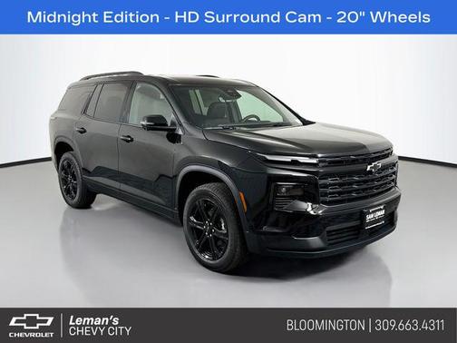 Mosaic Black Metallic 2027 Chevrolet Traverse LT