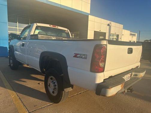 2006 Chevrolet Silverado 2500 Work Truck