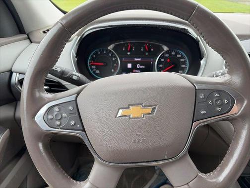 Mosaic Black Metallic 2020 Chevrolet Traverse Premier