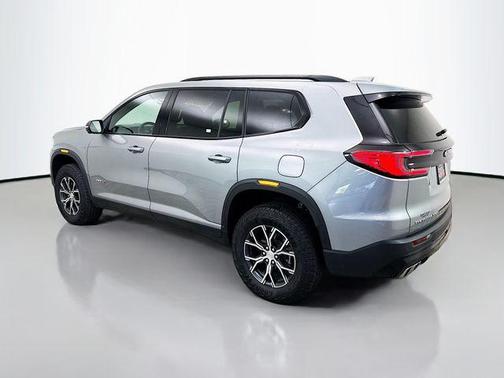 2024 GMC Acadia AWD AT4