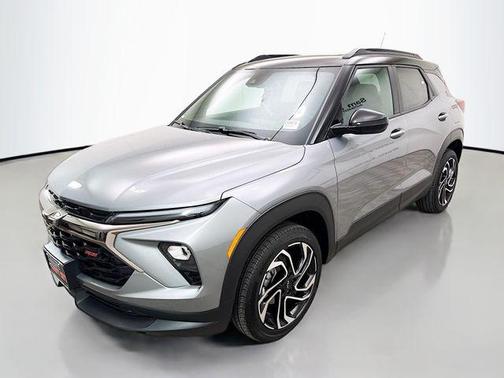 Sterling Gray Metallic 2026 Chevrolet Trailblazer RS