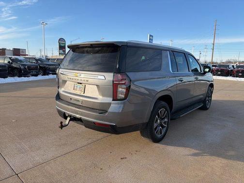 2021 Chevrolet Suburban LS