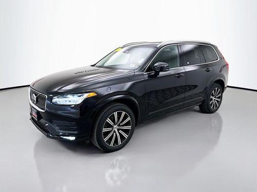 2023 Volvo XC90 B6 Core