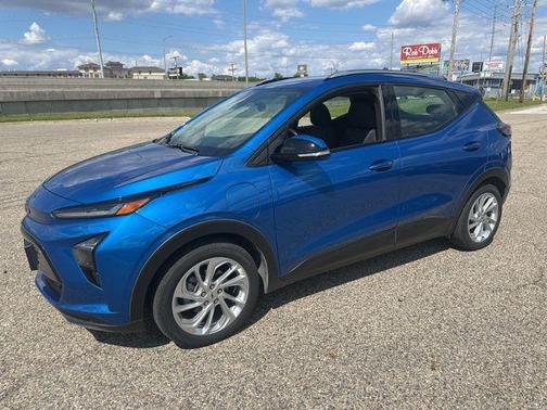 2023 Chevrolet Bolt EUV FWD LT
