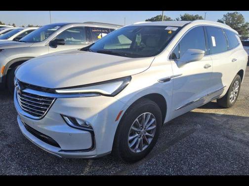 2024 Buick Enclave Essence FWD