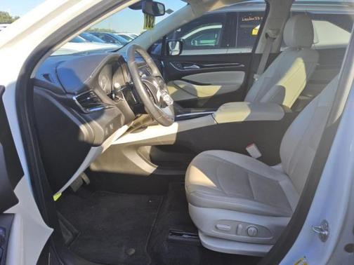 2024 Buick Enclave Essence FWD