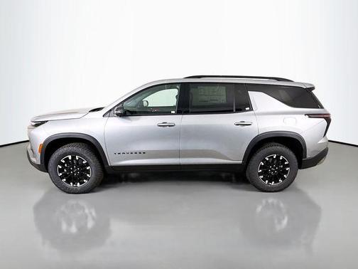 Sterling Gray Metallic 2026 Chevrolet Traverse AWD Z71