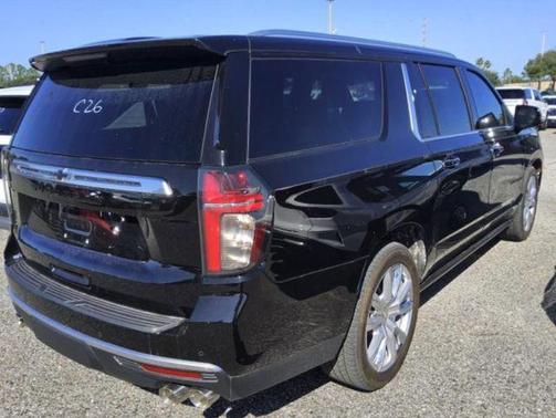 2024 Chevrolet Suburban 4WD High Country