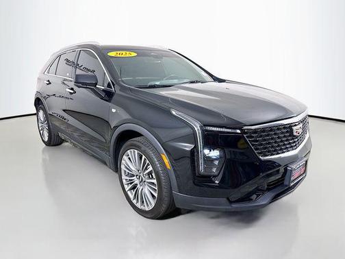 Stellar Black Metallic 2025 Cadillac XT4 Premium Luxury