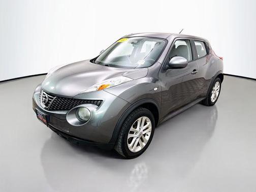 Gun Metallic Pearl Metallic 2012 Nissan Juke S