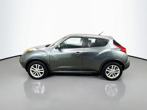 Gun Metallic Pearl Metallic 2012 Nissan Juke S