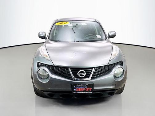 Gun Metallic Pearl Metallic 2012 Nissan Juke S