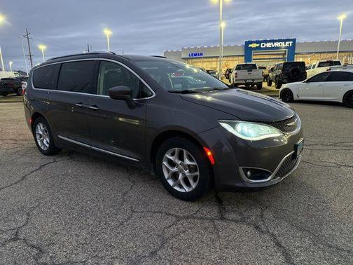 2019 Chrysler Pacifica Touring-L Plus