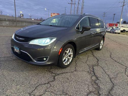 2019 Chrysler Pacifica Touring-L Plus