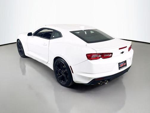 2021 Chevrolet Camaro RWD Coupe LT1