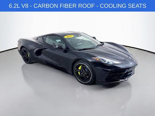2025 Chevrolet Corvette Stingray w/2LT