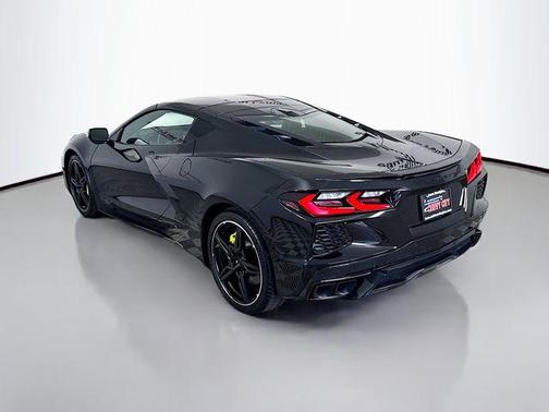 2025 Chevrolet Corvette Stingray w/2LT