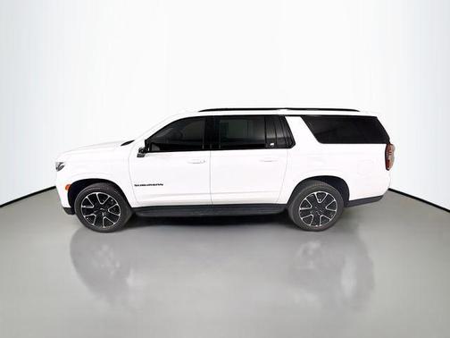 2023 Chevrolet Suburban RST