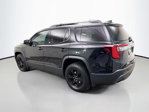 2021 GMC Acadia AWD AT4