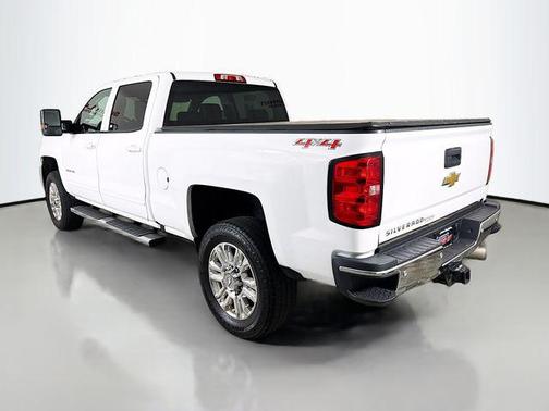 Summit White 2017 Chevrolet Silverado 3500 LT
