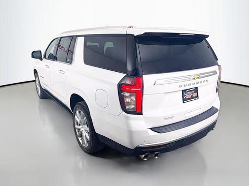 2023 Chevrolet Suburban 4WD High Country