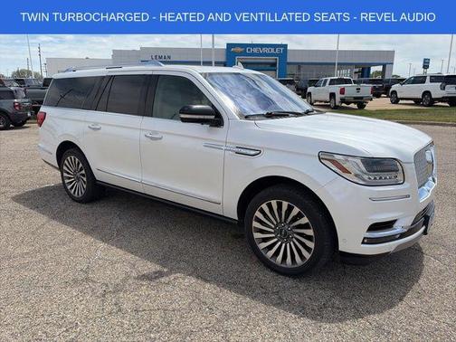 White Platinum Metallic Tri-Coat 2019 Lincoln Navigator L Reserve
