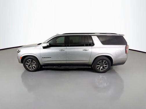 2023 Chevrolet Suburban 4WD Z71