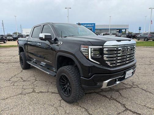 Onyx Black 2022 GMC Sierra 1500 Denali