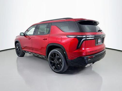 Radiant Red Tintcoat 2026 Chevrolet Traverse RS