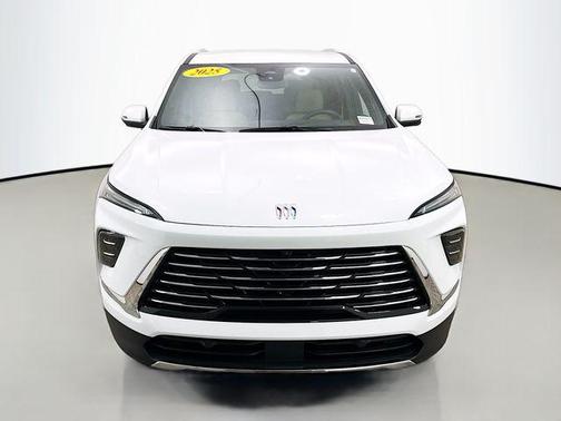 2025 Buick Enclave Preferred FWD