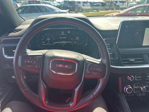 2022 GMC Yukon XL 4WD AT4