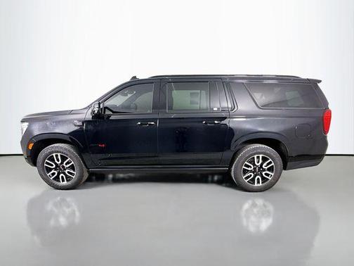 2024 GMC Yukon XL 4WD AT4