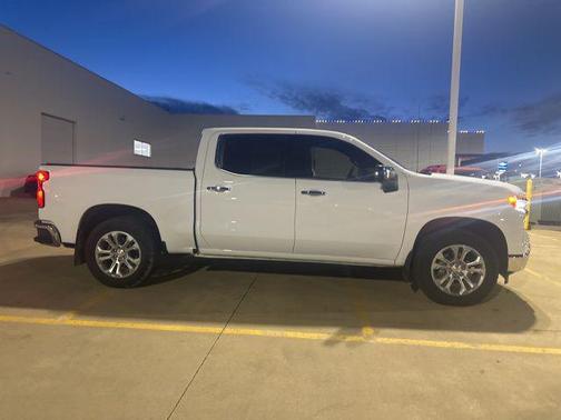 2025 Chevrolet Silverado 1500 LTZ