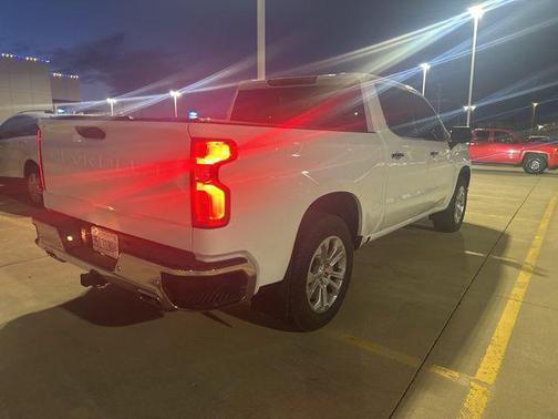 2025 Chevrolet Silverado 1500 LTZ