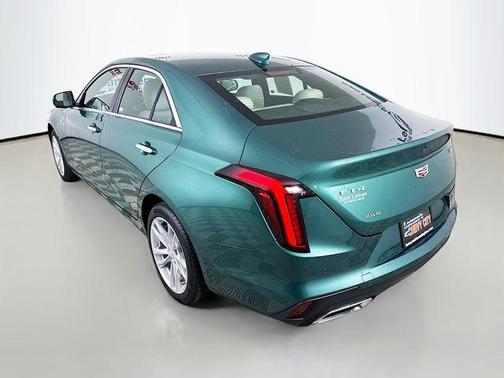 2025 Cadillac CT4 Luxury