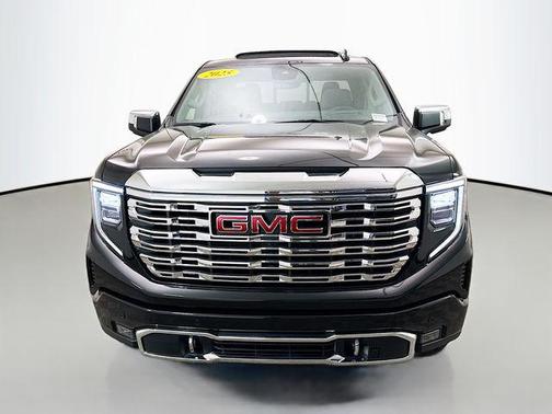 Onyx Black 2025 GMC Sierra 1500 Denali