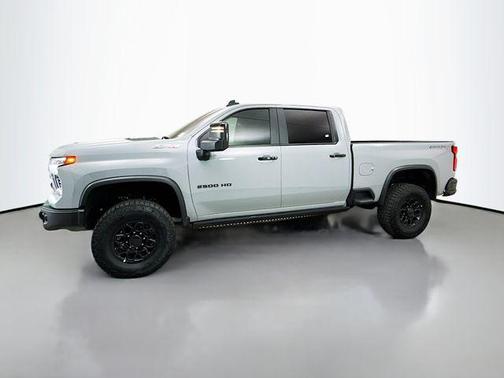 2025 Chevrolet Silverado 2500 4WD Crew Cab Standard Bed ZR2