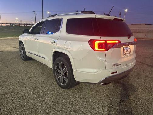 2018 GMC Acadia Denali