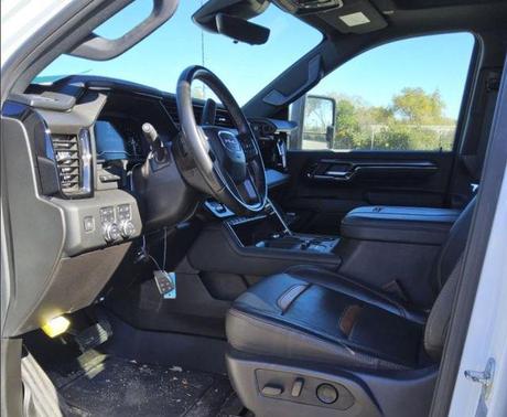 2024 GMC Sierra 3500 AT4