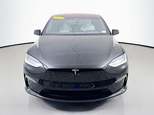 2023 Tesla Model X Standard Range