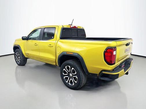 2023 GMC Canyon AT4