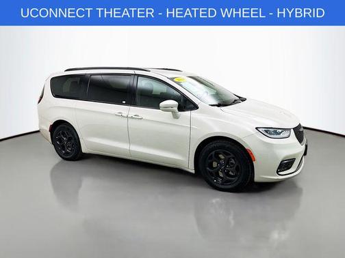 2021 Chrysler Pacifica Hybrid Touring L