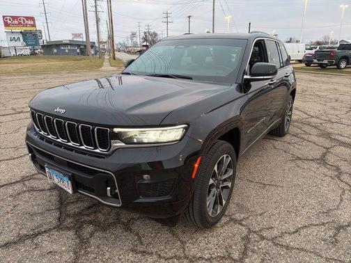 2022 Jeep Grand Cherokee Overland