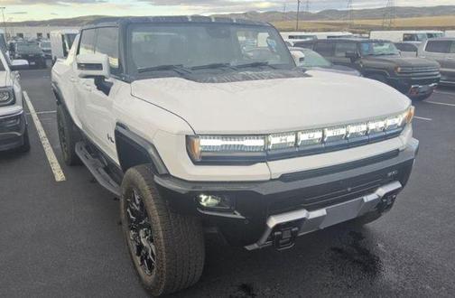 Interstellar White 2025 GMC HUMMER EV Pickup 2X